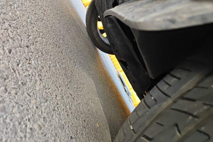 Used Geely Auto Monjaro S 2021 2.0TD DCT Two-Wheel Drive Lightning Edition Chassis Front Left