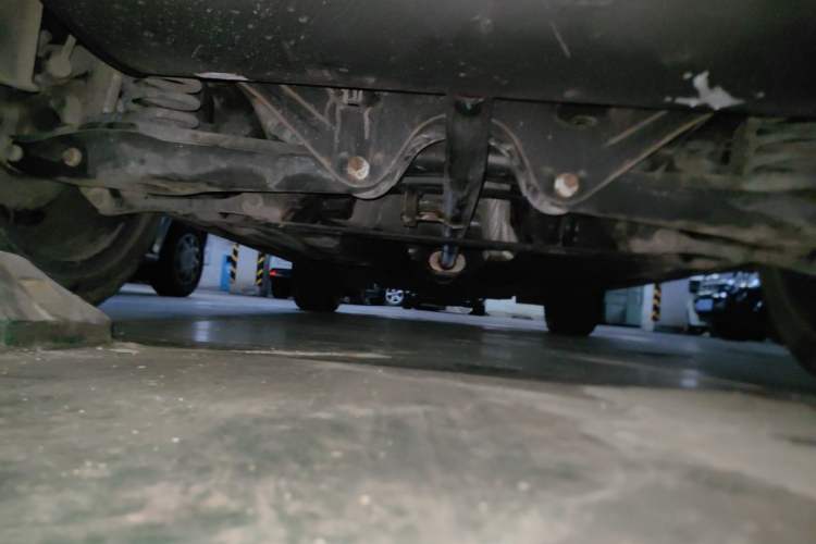 Used Geely Auto Monjaro S 2021 2.0TD Automatic Two-Wheel Drive Lightning Edition Chassis Rear