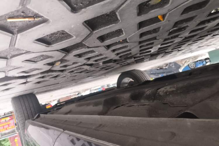 Used Geely Auto Monjaro S 2021 2.0TD DCT Two-Wheel Drive Lightning Edition Chassis Rear Right