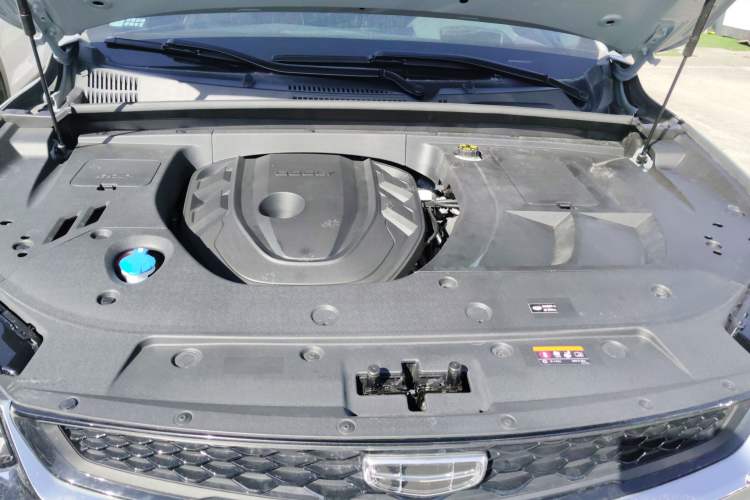 Used Geely Auto Monjaro S 2021 2.0TD Automatic Two-Wheel Drive Lightning Edition Engine Bay
