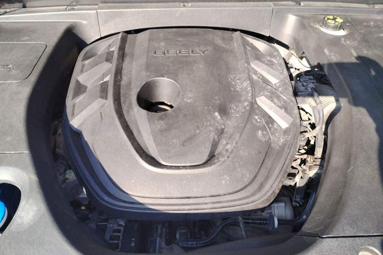 Used Geely Auto Monjaro S 2021 2.0TD DCT Two-Wheel Drive Lightning Edition Engine Bay