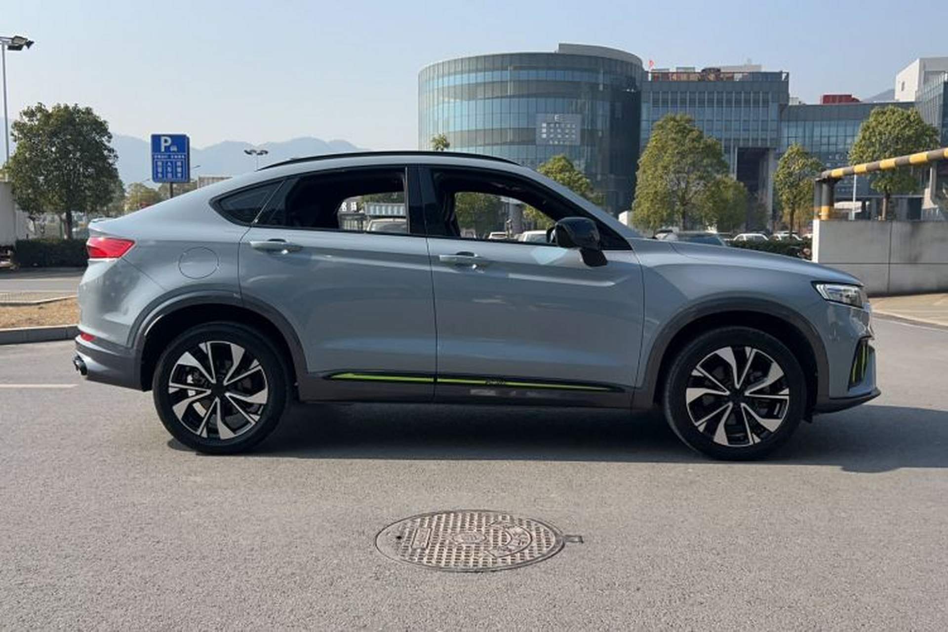 Used Geely Auto Monjaro S 2021 2.0TD Automatic Two-Wheel Drive Lightning Edition Exterior 2