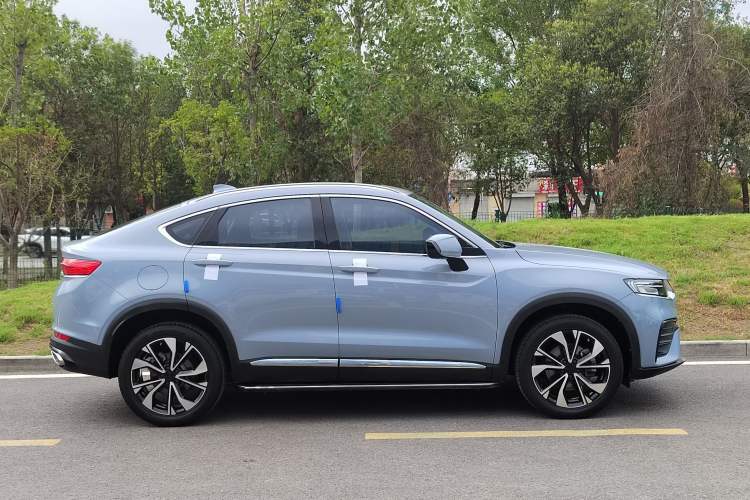 Used Geely Auto Monjaro S 2021 2.0TD DCT Two-Wheel Drive Lightning Edition Exterior 3