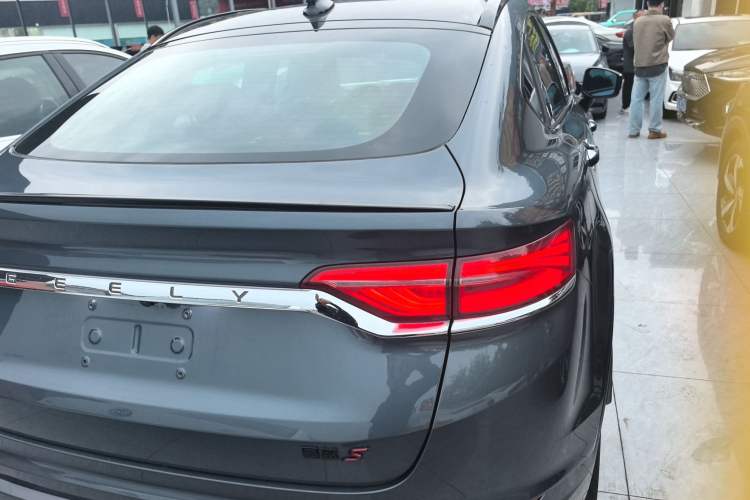 Used Geely Auto Monjaro S 2021 2.0TD Automatic Two-Wheel Drive Lightning Edition Exterior 4