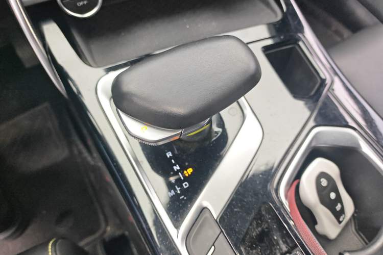 Used Geely Auto Monjaro S 2021 2.0TD DCT Two-Wheel Drive Lightning Edition Gear Lever