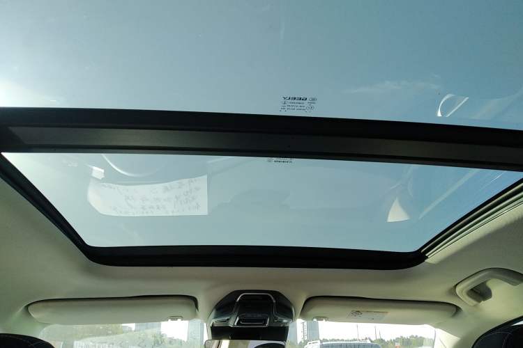 Used Geely Auto Monjaro S 2021 2.0TD DCT Two-Wheel Drive Lightning Edition Headliner