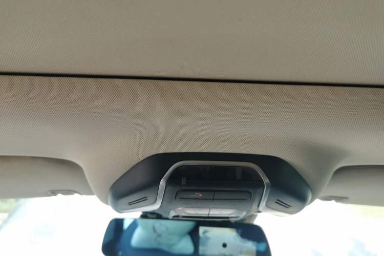 Used Geely Auto Monjaro S 2021 2.0TD DCT Two-Wheel Drive Lightning Edition Headliner