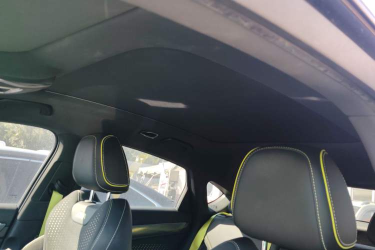 Used Geely Auto Monjaro S 2021 2.0TD Automatic Two-Wheel Drive Lightning Edition Headliner