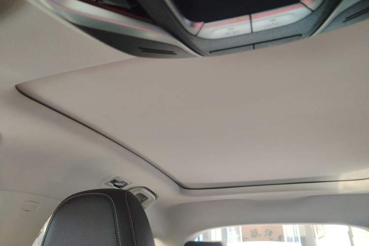Used Geely Auto Monjaro S 2021 2.0TD DCT Two-Wheel Drive Lightning Edition Headliner