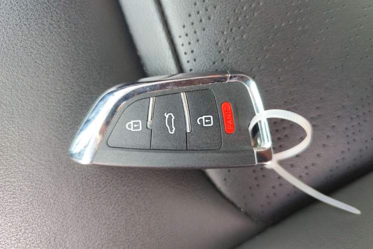 Used Geely Auto Monjaro S 2021 2.0TD DCT Two-Wheel Drive Lightning Edition Interior 1