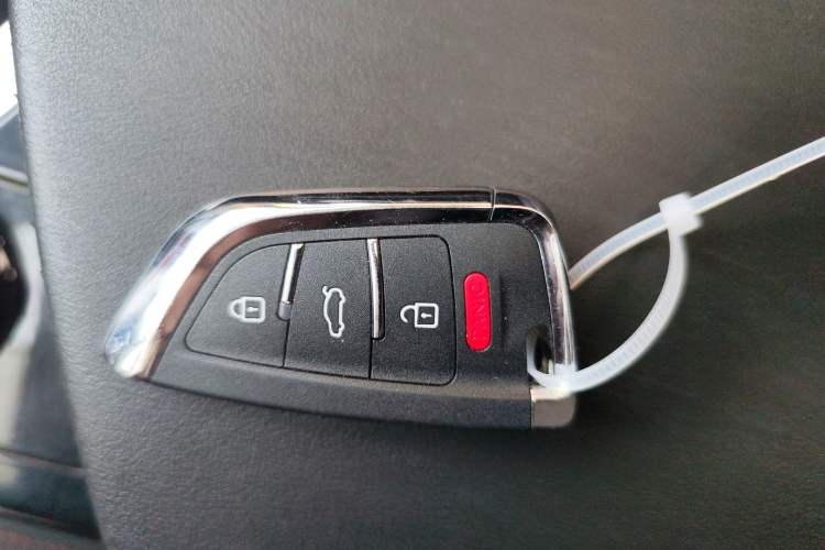 Used Geely Auto Monjaro S 2021 2.0TD DCT Two-Wheel Drive Lightning Edition Interior 1