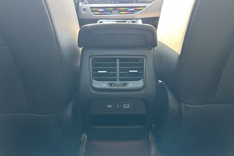 Used Geely Auto Monjaro S 2021 2.0TD DCT Two-Wheel Drive Lightning Edition Interior 11