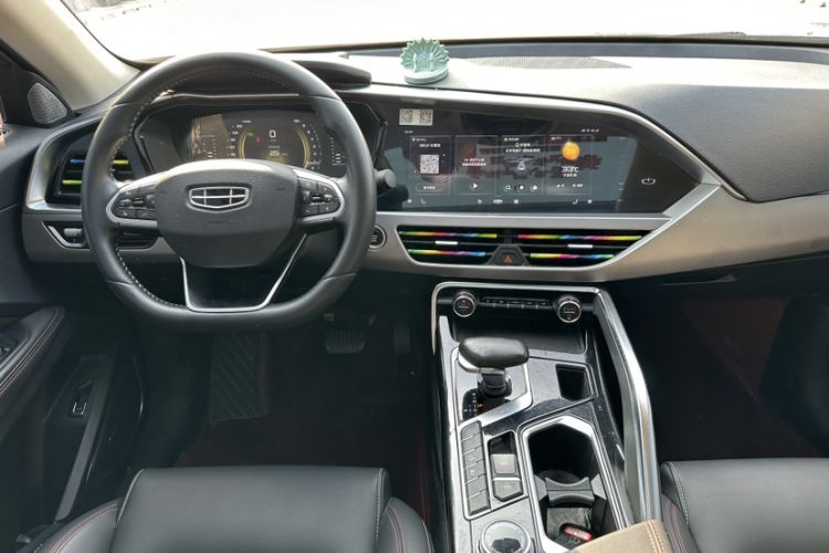 Used Geely Auto Monjaro S 2021 2.0TD DCT Two-Wheel Drive Lightning Edition Interior 3
