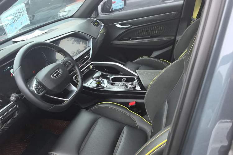 Used Geely Auto Monjaro S 2021 2.0TD Automatic Two-Wheel Drive Lightning Edition Interior 3