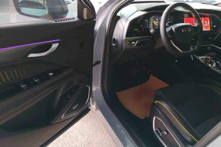 Used Geely Auto Monjaro S 2021 2.0TD DCT Two-Wheel Drive Lightning Edition Interior 3