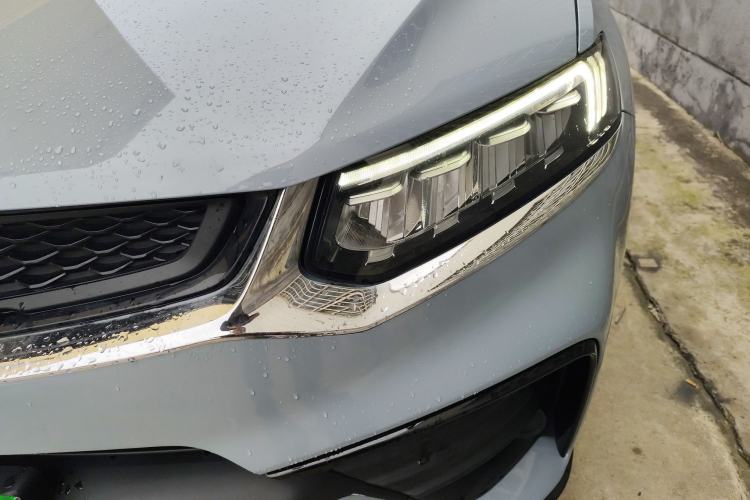 Used Geely Auto Monjaro S 2021 2.0TD DCT Two-Wheel Drive Lightning Edition Left Front Headlight