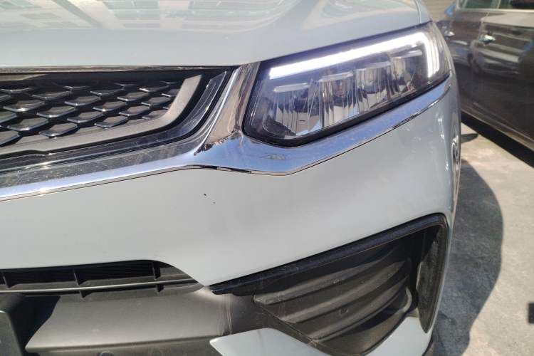 Used Geely Auto Monjaro S 2021 2.0TD DCT Two-Wheel Drive Lightning Edition Left Front Headlight