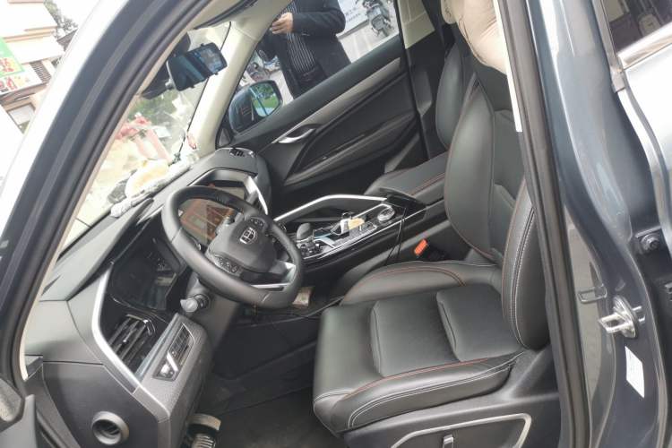 Used Geely Auto Monjaro S 2021 2.0TD DCT Two-Wheel Drive Lightning Edition Left Front Seat