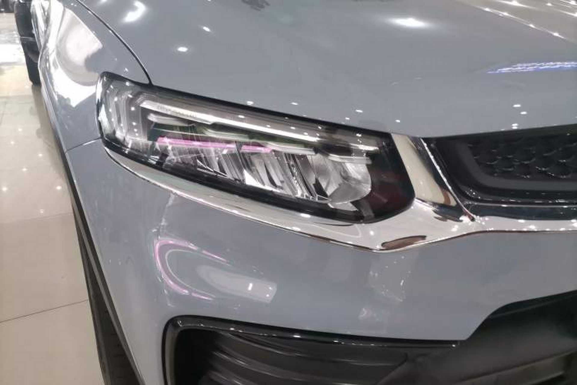 Used Geely Auto Monjaro S 2021 2.0TD DCT Two-Wheel Drive Lightning Edition Right Front Headlight