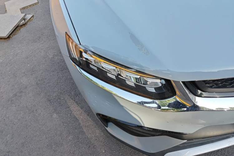 Used Geely Auto Monjaro S 2021 2.0TD DCT Two-Wheel Drive Lightning Edition Right Front Headlight
