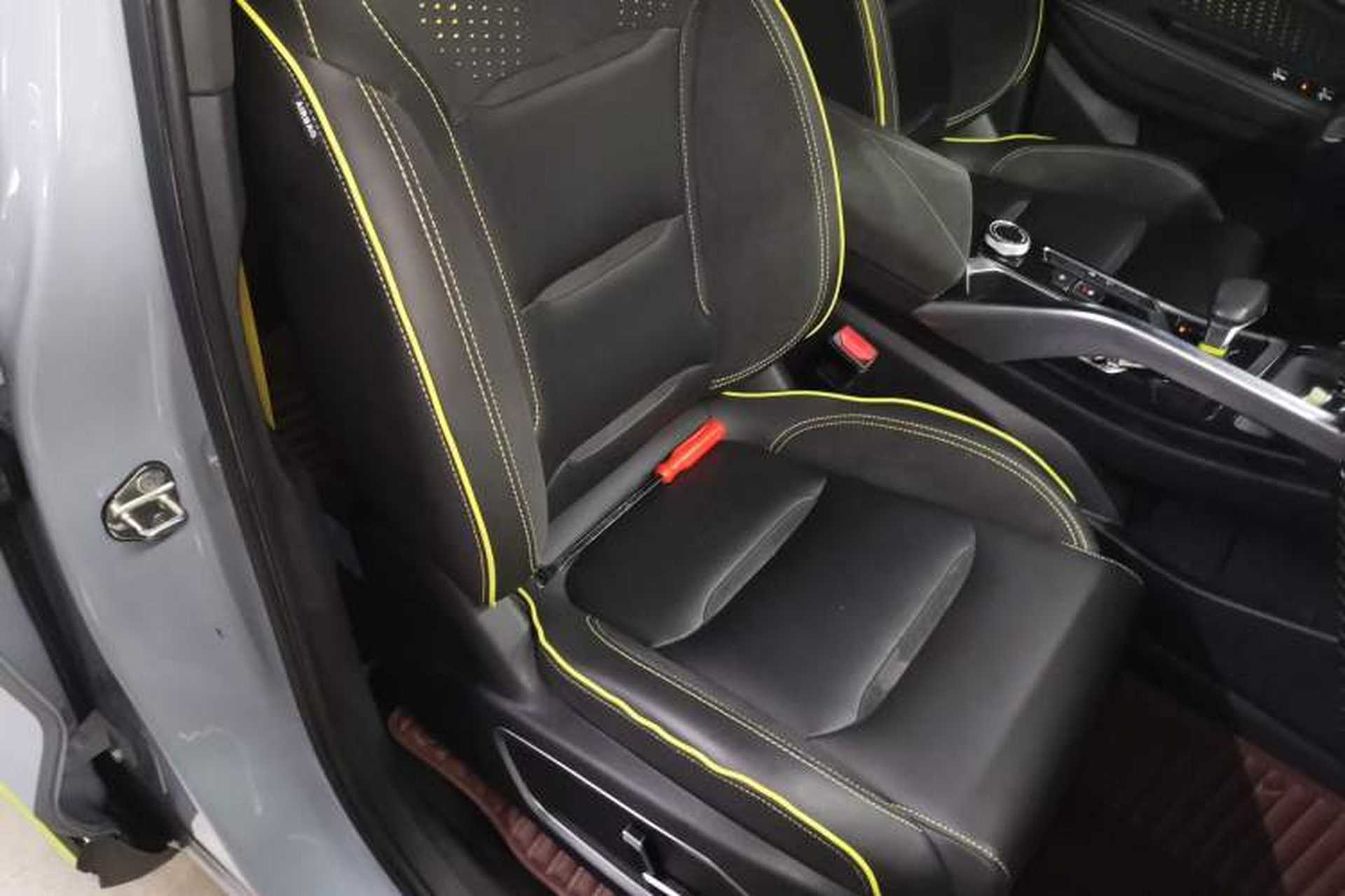 Used Geely Auto Monjaro S 2021 2.0TD Automatic Two-Wheel Drive Lightning Edition Right Front Seat