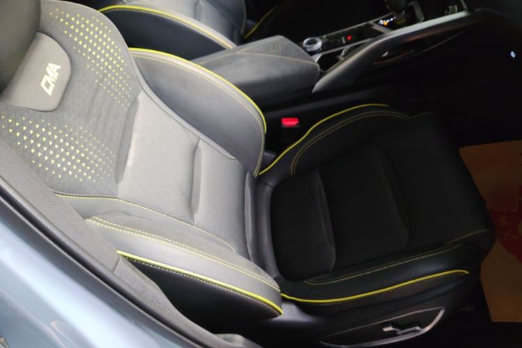 Used Geely Auto Monjaro S 2021 2.0TD DCT Two-Wheel Drive Lightning Edition Right Front Seat