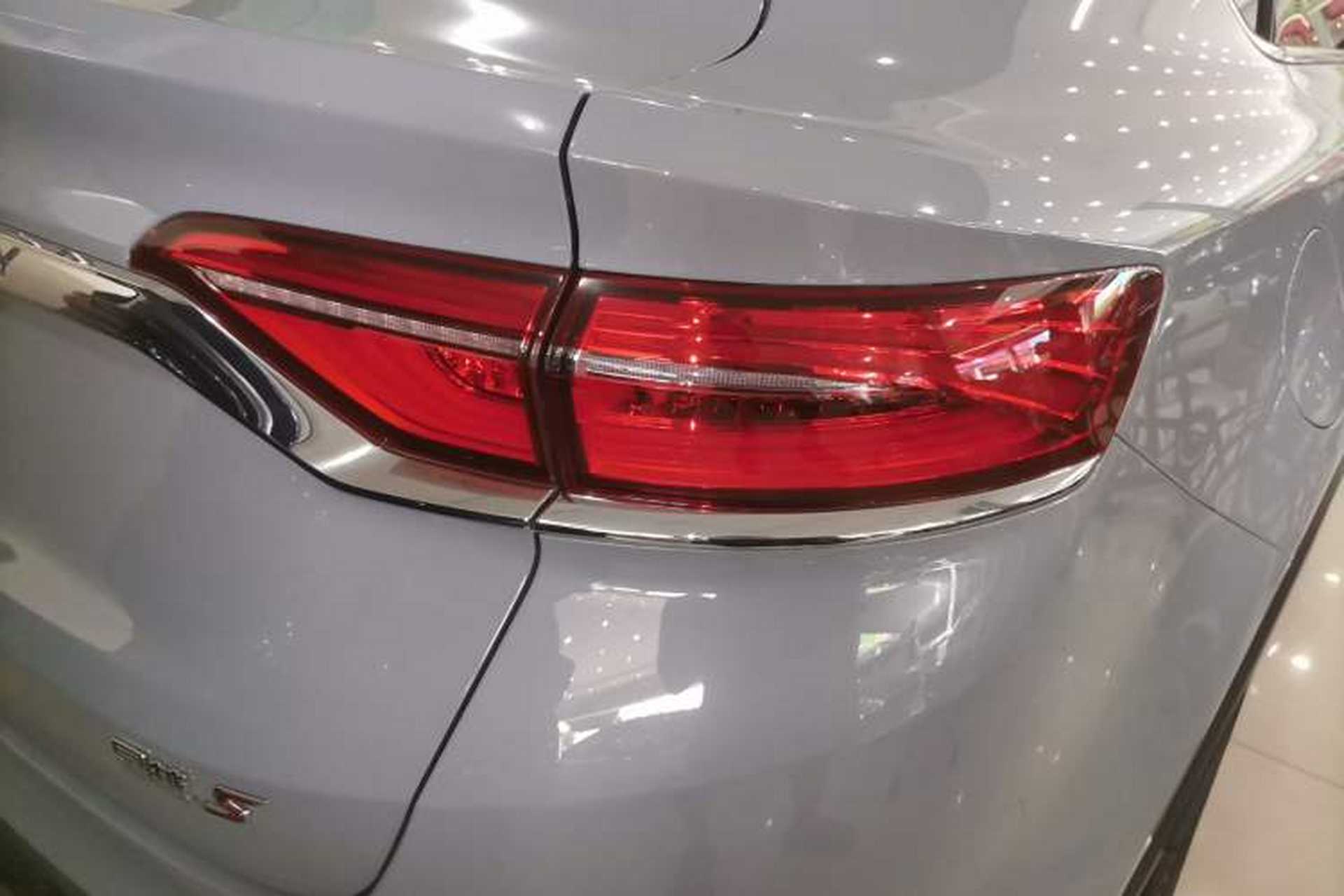 Used Geely Auto Monjaro S 2021 2.0TD DCT Two-Wheel Drive Lightning Edition Right Rear Taillight