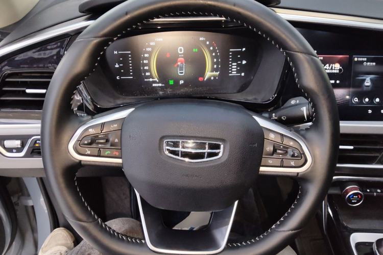 Used Geely Auto Monjaro S 2021 2.0TD DCT Two-Wheel Drive Lightning Edition Steering Wheel