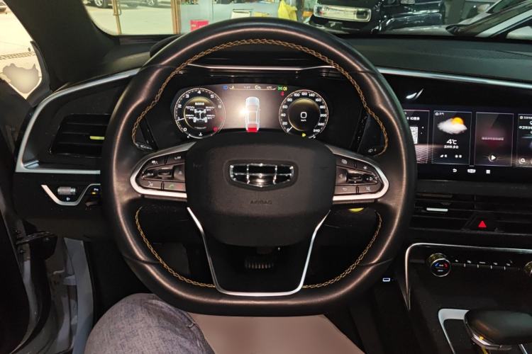 Used Geely Auto Monjaro S 2021 2.0TD Automatic Two-Wheel Drive Lightning Edition Steering Wheel