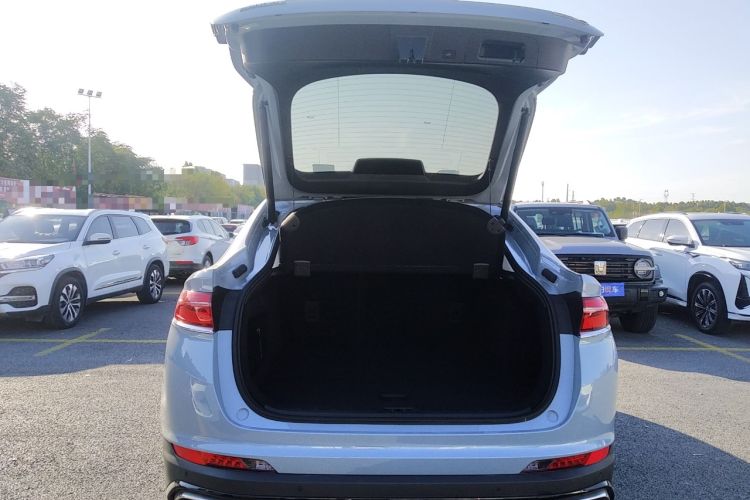 Used Geely Auto Monjaro S 2021 2.0TD DCT Two-Wheel Drive Lightning Edition Trunk