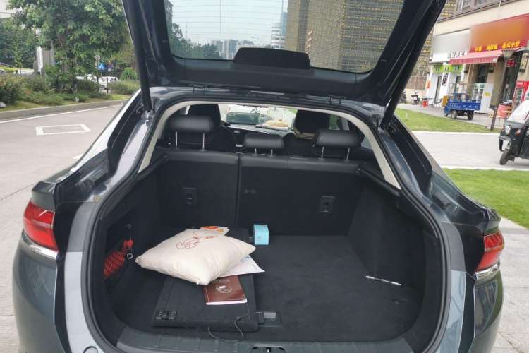 Used Geely Auto Monjaro S 2021 2.0TD DCT Two-Wheel Drive Lightning Edition Trunk