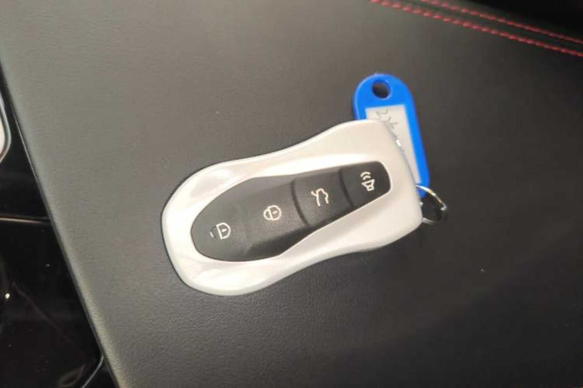 Used Geely Auto Monjaro S 2021 2.0TD DCT Two-Wheel Drive Lightning Edition Vehicle Key