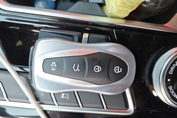 Used Geely Auto Monjaro S 2021 2.0TD DCT Two-Wheel Drive Lightning Edition Vehicle Key