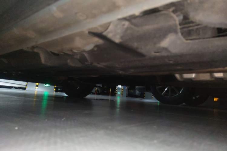 Used Geely Auto Monjaro S 2021 2.0TD DCT Two-Wheel Drive Lightning Edition Chassis Rear Left