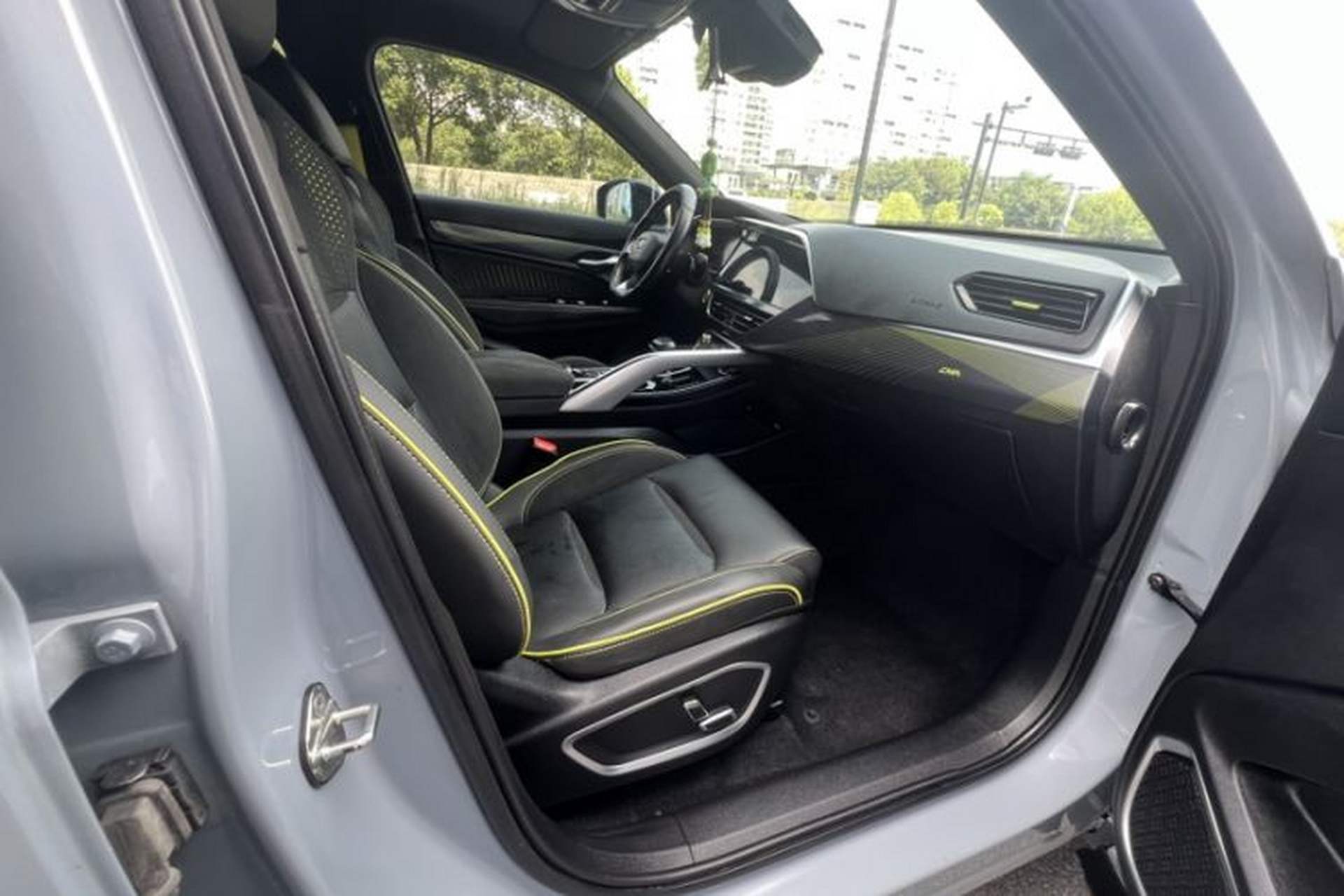 Used Geely Auto Monjaro S 2021 2.0TD Automatic Two-Wheel Drive Lightning Edition Interior 6