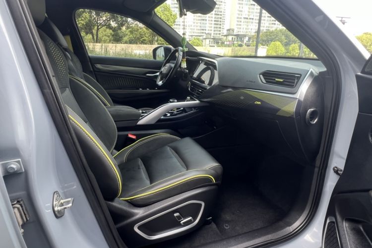 Used Geely Auto Monjaro S 2021 2.0TD Automatic Two-Wheel Drive Lightning Edition Interior 7