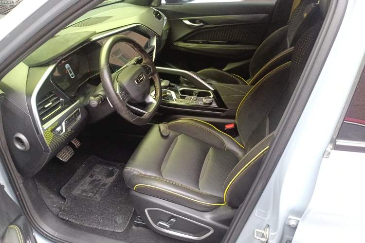 Used Geely Auto Monjaro S 2021 2.0TD Automatic All-Wheel-Drive Phantom Edition Left Front Seat