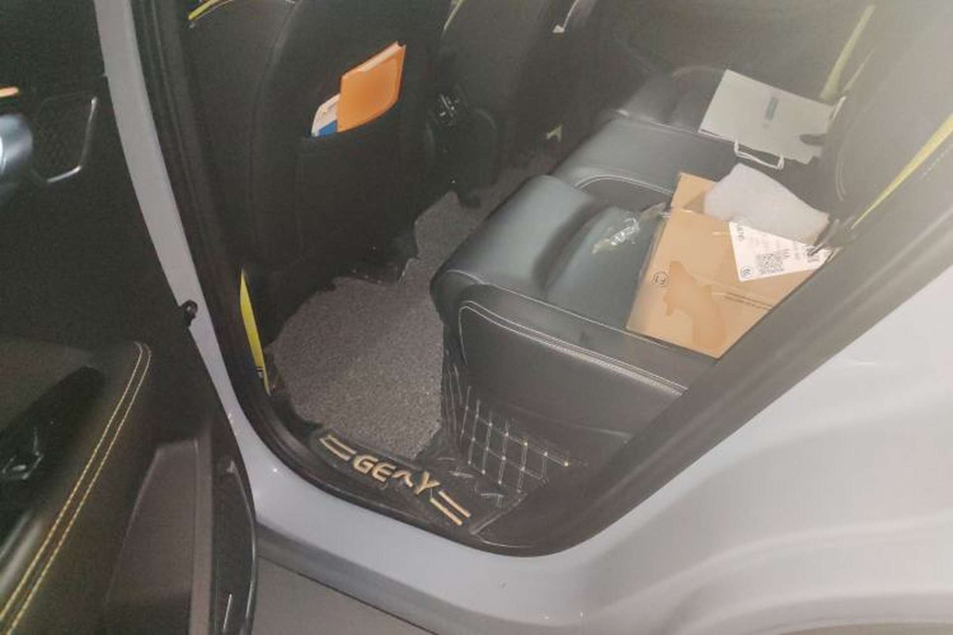 Used Geely Auto Monjaro S 2021 2.0TD Automatic Two-Wheel Drive Lightning Edition Left Rear Seat