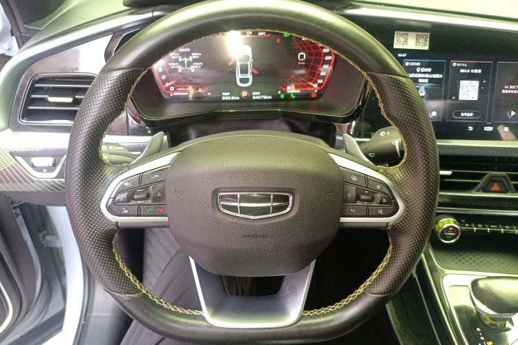Used Geely Auto Monjaro S 2021 2.0TD Automatic All-Wheel-Drive Phantom Edition Steering Wheel