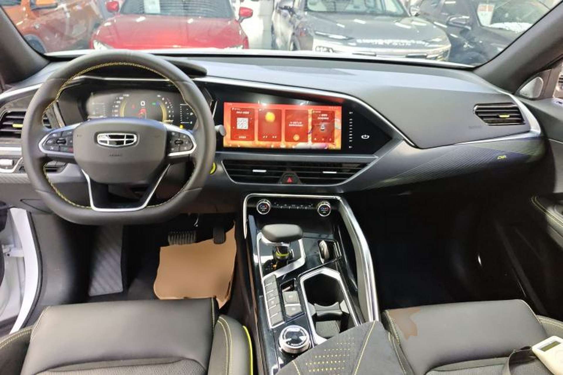 Used Geely Auto Monjaro S 2021 2.0TD DCT Two-Wheel Drive Lightning Edition Center Console