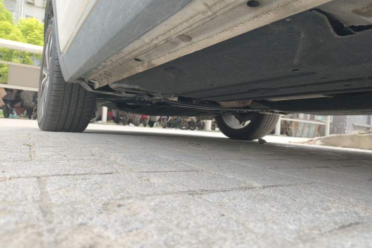 Used Geely Auto Monjaro S 2021 2.0TD DCT Two-Wheel Drive Lightning Edition Chassis Rear Left
