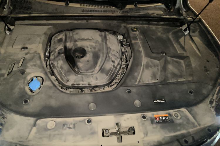 Used Geely Auto Monjaro S 2021 2.0TD DCT Two-Wheel Drive Lightning Edition Engine Bay