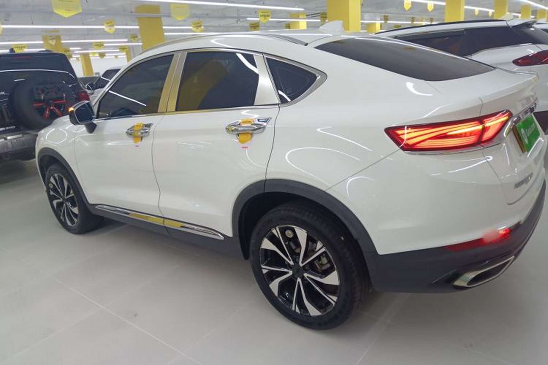 Used Geely Auto Monjaro S 2021 2.0TD DCT Two-Wheel Drive Lightning Edition Exterior 3