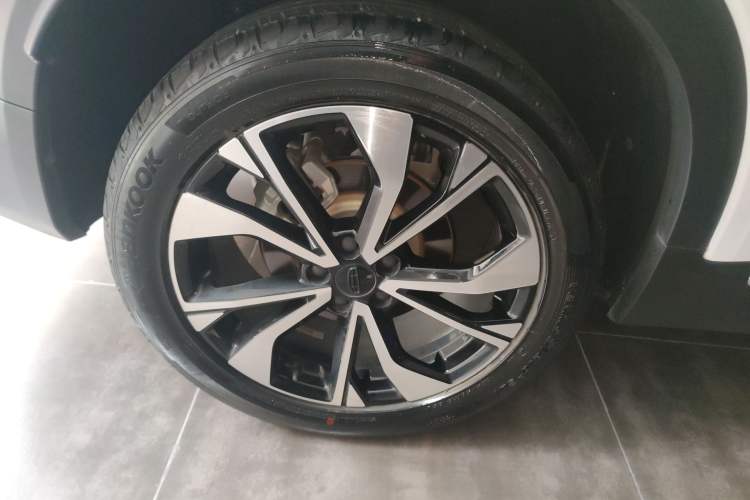 Used Geely Auto Monjaro S 2021 2.0TD DCT Two-Wheel Drive Lightning Edition Exterior 8