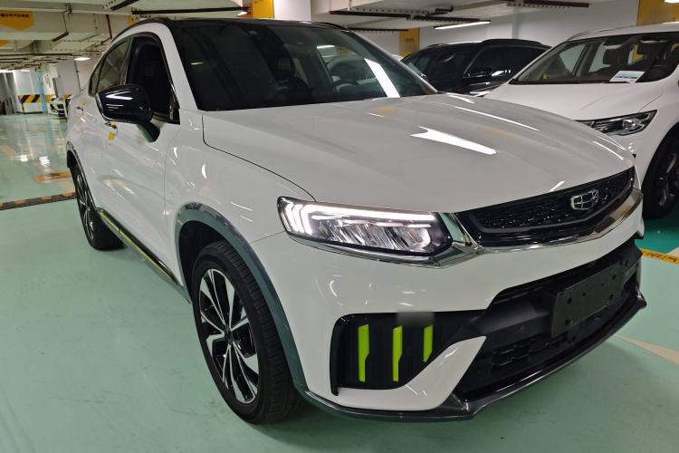 Used Geely Auto Monjaro S 2021 2.0TD Automatic Two-Wheel Drive Lightning Edition Front Right 45 Deg
