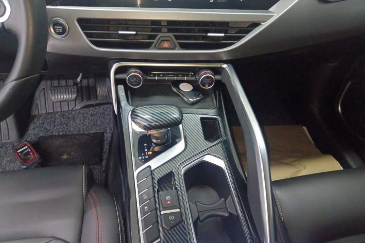 Used Geely Auto Monjaro S 2021 2.0TD DCT Two-Wheel Drive Lightning Edition Gear Lever