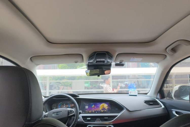 Used Geely Auto Monjaro S 2021 2.0TD DCT Two-Wheel Drive Lightning Edition Headliner