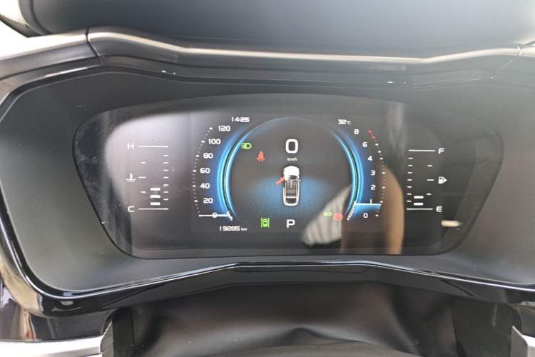 Used Geely Auto Monjaro S 2021 2.0TD DCT Two-Wheel Drive Lightning Edition Instrument Cluster