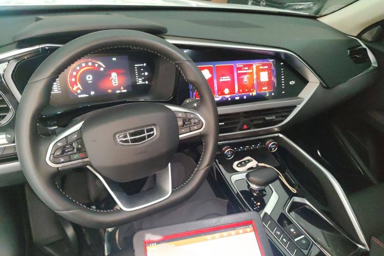 Used Geely Auto Monjaro S 2021 2.0TD DCT Two-Wheel Drive Lightning Edition Interior 2