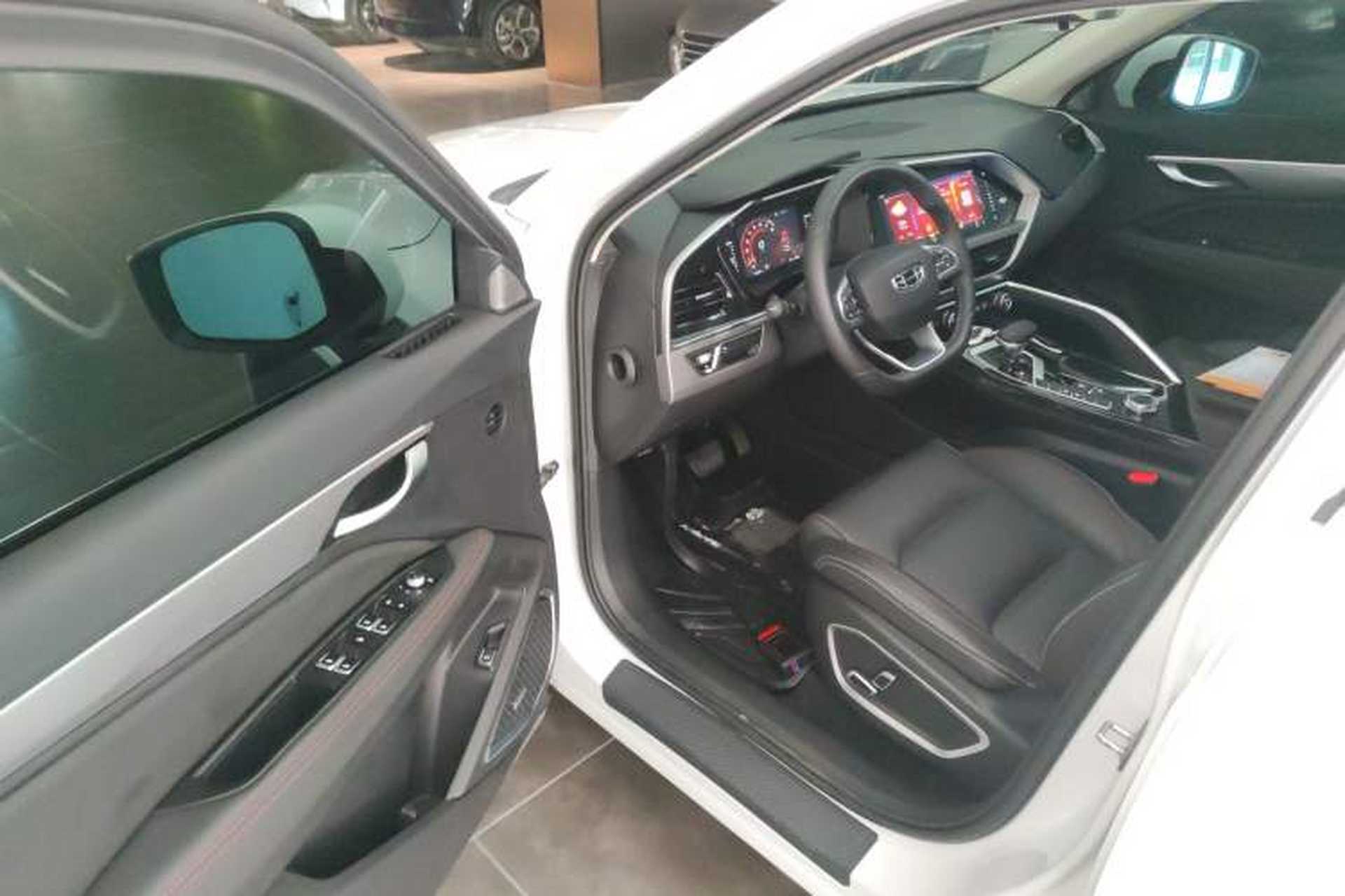 Used Geely Auto Monjaro S 2021 2.0TD DCT Two-Wheel Drive Lightning Edition Interior 3